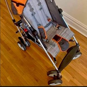 Foldable stroller